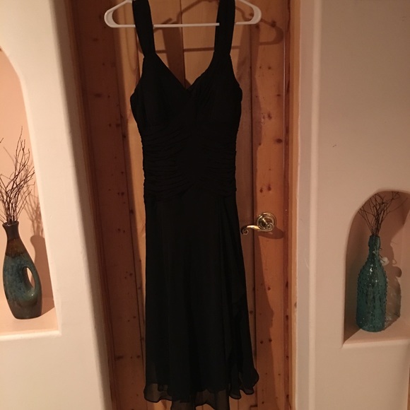 Little Black Dress - Picture 1 of 3
